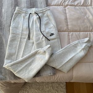 Nike Light Gray Sweatpant Joggers